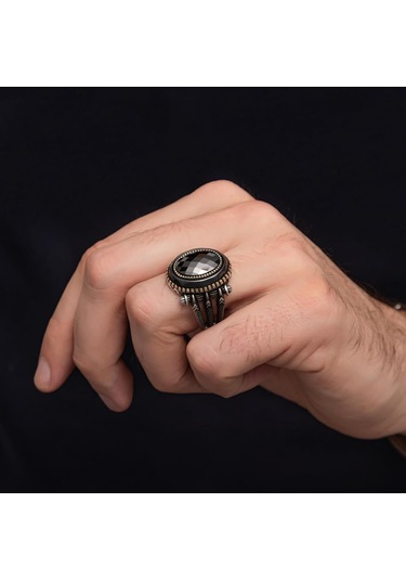 Siyah Taşlı Pençe Motifli 925 Gümüş Erkek Yüzük