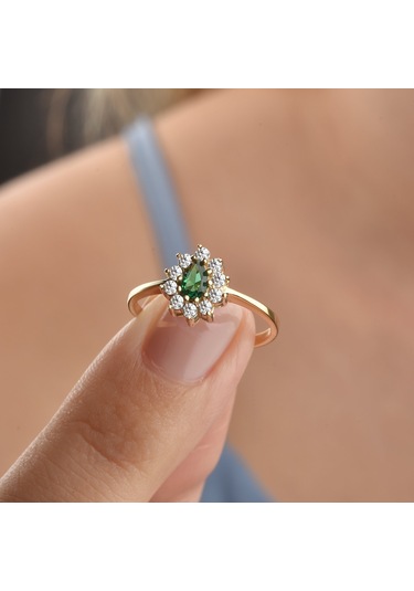 14 Ayar Mikron Altın Kaplama Zümrüt Yeşili Taşlı Damla Halo Yüzük Vintage Stil - Rs00117 Altın