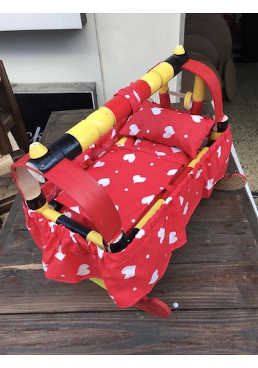 Ahşap Oyuncak Bebek Beşiği Yatak,yorgan Ve Yastık Dahil Çok Renkli