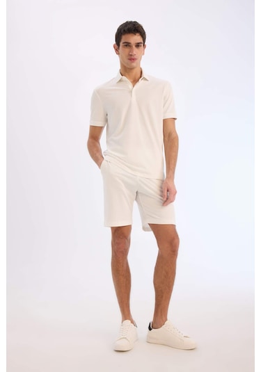 DeFacto Slim Fit Dar Kesim Polo Yaka Dokulu Kısa Kollu Krinkıl Beyaz Tişört E1222AX25SMWT32