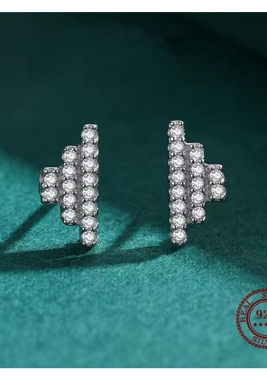 Brezza Lusso Jewelry Timeless Series Işıltılı Asimetri Kadın Gümüş Küpe Gümüş