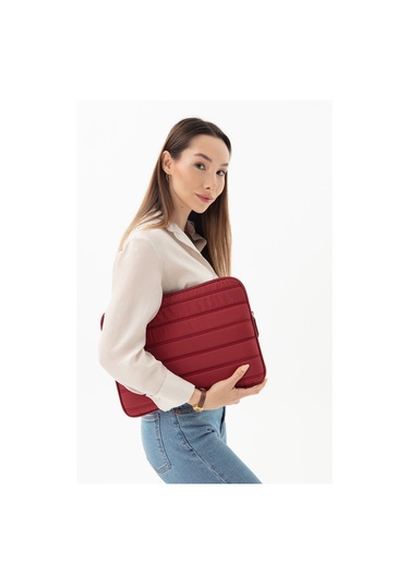 Macbook Air Pro 13 & 13.3 İnç Su Geçirmez Laptop Kılıfı Bordo