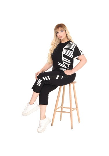 Melsay Butik Siyah Kısa Kol Yarım Çizgi Garnili Viskon Kapri Takım Siyah