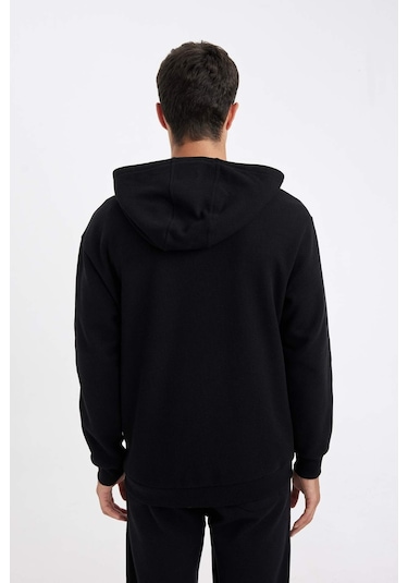 DeFacto Siyah Relax Fit Kapüşonlu Waffle Baskılı Cepli Fermuarlı Sweatshirt D2629AX24AUBK81 DeFacto Siyah Relax Fit Kapüşonlu Waffle Baskılı Cepli Fermuarlı Sweatshirt D2629AX24AUBK81