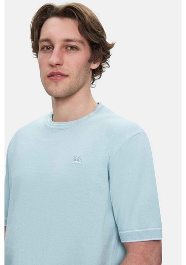 Fared Gök Mavi Bisiklet Yaka Triko Nakışlı Standard Fit Erkek Tshirt Gök Mavi