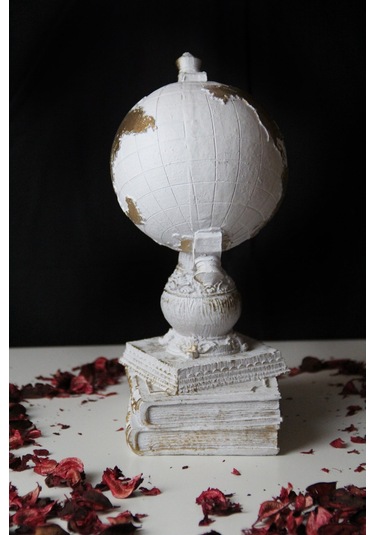 Doremcy Dekoratif Gümüş Kitaplı Dünya Küre Ev Ve Ofis Hediyelik Polyester Döküm Biblo Beyaz