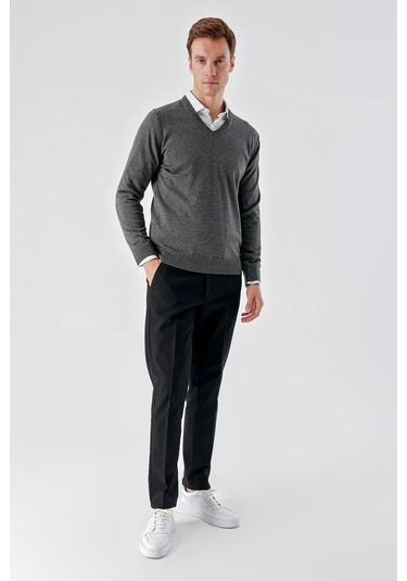 Morven Erkek Füme Basic V Yaka Dynamic Fit Rahat Kesim Triko Füme