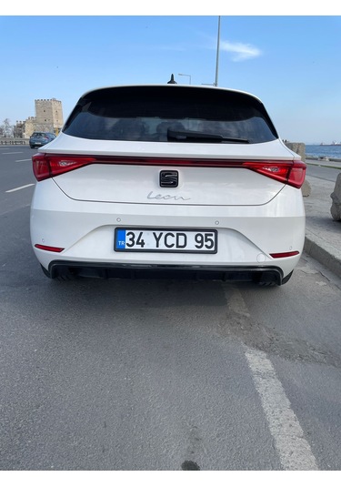 Seat Plastik Leon Mk4 Difüzör