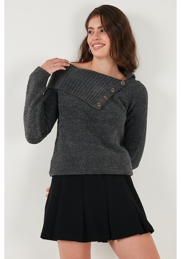 Lela Premium Regular Fit Kayık Yaka Düğme Detaylı Bayan Kazak 680Kz002563 Antrasit