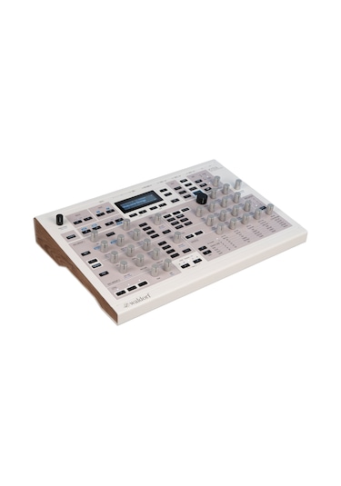 Waldorf Kyra virtual Analog Fpga-based Synthesizer