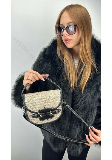 El Çantası 40, Siyah Hasır Siyah