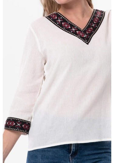 Truvakar Kol V Yaka Nakışlı Talya Şile Bezi Yazlık Bluz Krem Krm-krem