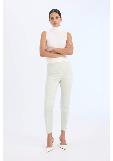 DeFacto Sigaret Saten Kumaş Pantolon Normal Bel Düz Paça J8743AZ25SMGN1251