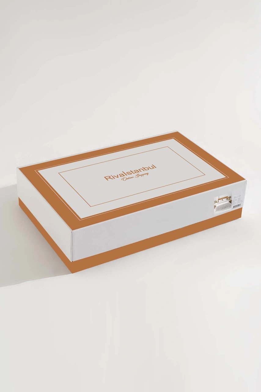 Sakura Çift Kişilik Nevresimli Pike Takımı - 7 Parça Çeyiz Seti Çok Renkli