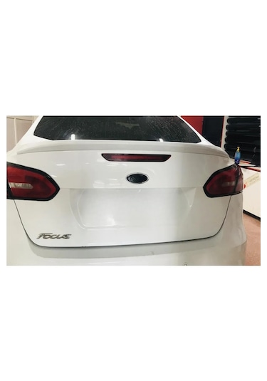 Ford Focus 3 2015+ Fiber Spoiler Boyalı Beyaz Arka Spoiler Sedan