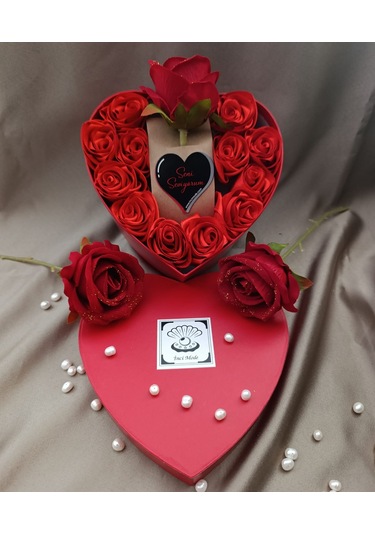 İnci Mode Seni Seviyorum 12+1 Çiçekli Kalpli Kutu Hediyelik Çiçek Kutusu Kırmızı Hediye Kutusu
