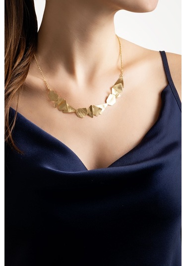 Petra'nın Gizemi 18 Ayar Sarı Altın Kaplama 45 Cm Gümüş Tasarım Kolye