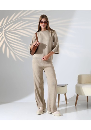 İnci Volanlı Kol Detaylı Triko Takım Vizon