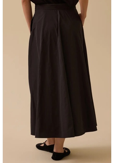 Kadın Cepli Kloş Etek - Siyah Siyah