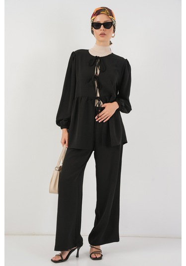 Kadın Önü Bağcıklı Tunik Pantolon İkili Takım 6744 - Siyah Siyah Kadın Önü Bağcıklı Tunik Pantolon İkili Takım 6744 - Siyah Siyah