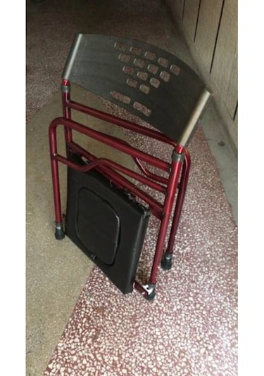 Medikaltec Deri Döşemeli Klozet Yükseltici Katlanabilir Tuvalet Yükseltici Sandalyesi