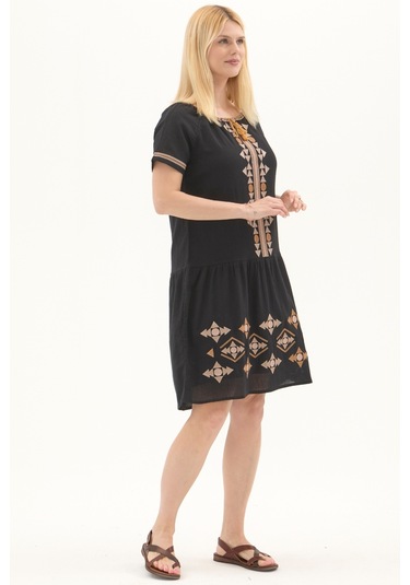 Şile Bezi Siyah Otantik Nakışlı Midi Elbise