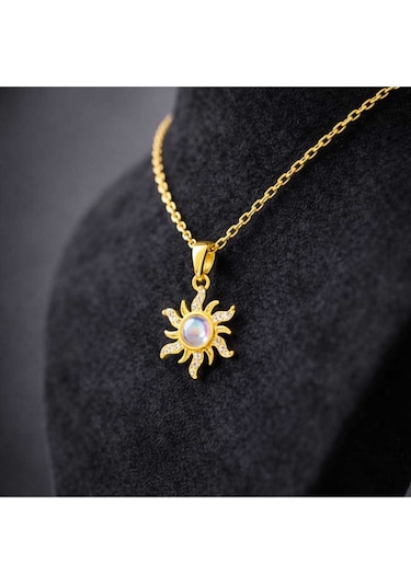 Gold Renk Güneş Figürlü Opal Taşlı Kolye