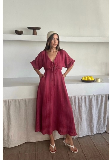 V Yaka Dökümlü Elbise - Pembe Pembe