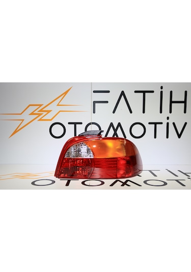 Toyota Avensis 98/02 Sağ Stop Lambası R