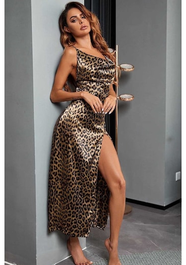 Merry See Yırtmaçlı Uzun Saten Leopar Gecelik Elbise 001