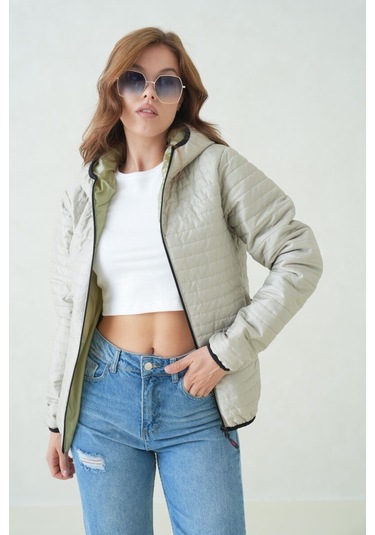 İçi Astarlı Su Ve Rüzgar Geçirmez Cepli Kapüşonlu Kadın Mont Çağla