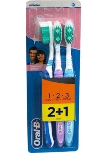 Oral-B Delicate White 2+1 Diş Fırçası Medium
