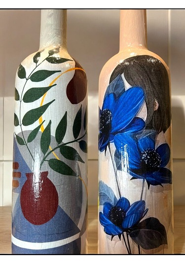 El Yapımı Mavi Çiçekli Kız Desenli Sunum Stantlı 75 Ml Zeytinyağı Sıvıyağ Şişesi Yağdanlık 2 Li Set Mavi