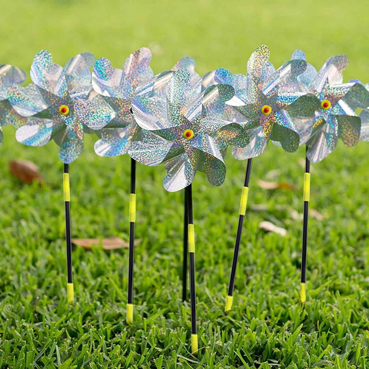 Yuntech01 Güçlü Yansıtıcı Kuş Kovucu: 8 Köşeli Güneş Enerjili Fırça, Bahçe-tarla-havaalanı Koruması, Kaliteli Plastik, 1 Adet Gümüş Noktalı