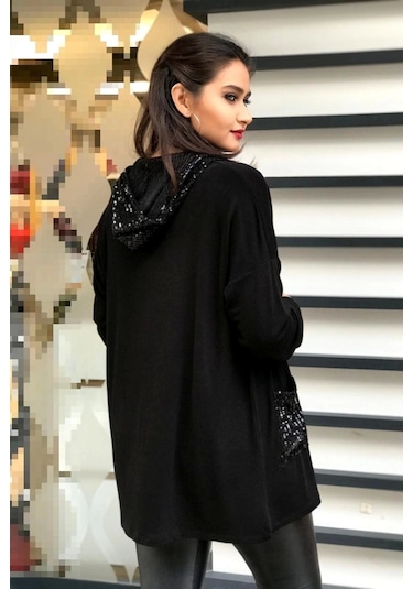 Kapüşonu Ve Cebi Pul Hırka Siyah