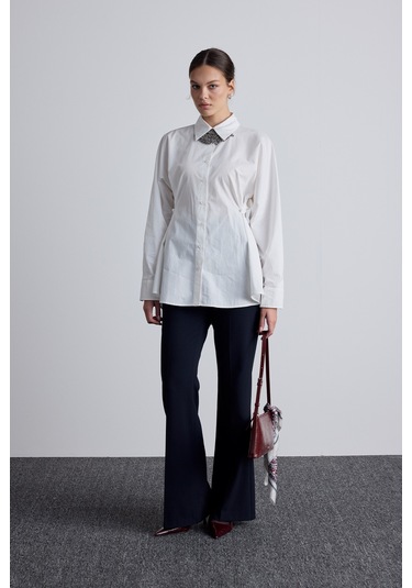 Bel Ayarlamalı Gömlek Ekru Ekru