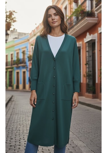 Kadın Önü Düğmeli V Yaka Cepli Mevsimlik Hırka Zümrüt