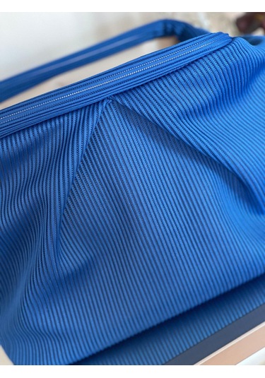 Parlak Mavi, Piliseli Çizgi Detaylı El Çantası Mavi