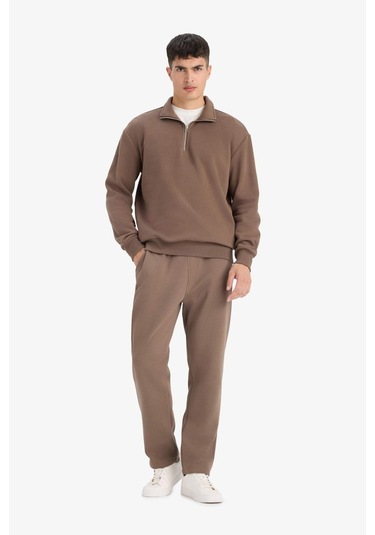 Defacto Regular Fit Beli Bağcıklı Cepli Düz Paça Kalın Eşofman Altı D7836ax25aukh154 Haki Defacto Regular Fit Beli Bağcıklı Cepli Düz Paça Kalın Eşofman Altı D7836ax25aukh154 Haki