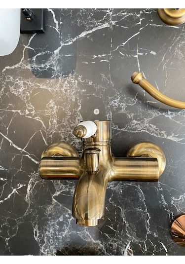 İsaoğlu Yapı Antik Gold Banyo Bataryası Mat Gold Banyo Musluğu Porsalen Kulp Luxury Tasarım Batarya Gold