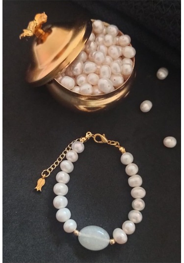 24k Altın Kaplama Gerçek İnci Sedefli Akrilik Detaylı Bileklik Be