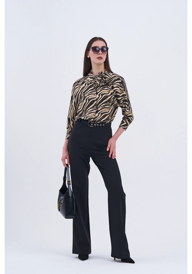Trend Kadın Yeni İkili Takım Siyah Pantolon Ve Zebra Desenli Bluz Siyah