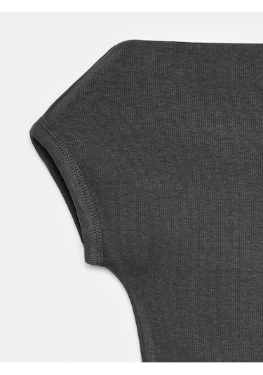 Dilvin 32839 Geniş Yaka Basic T-shirt-siyah