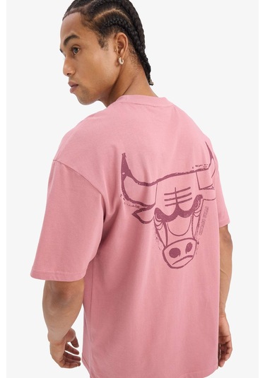 DeFactoFit NBA Chicago Bulls Boxy Fit Bisiklet Yaka Sırt Baskılı Kısa Kollu Tişört E2184AX25SMBR226