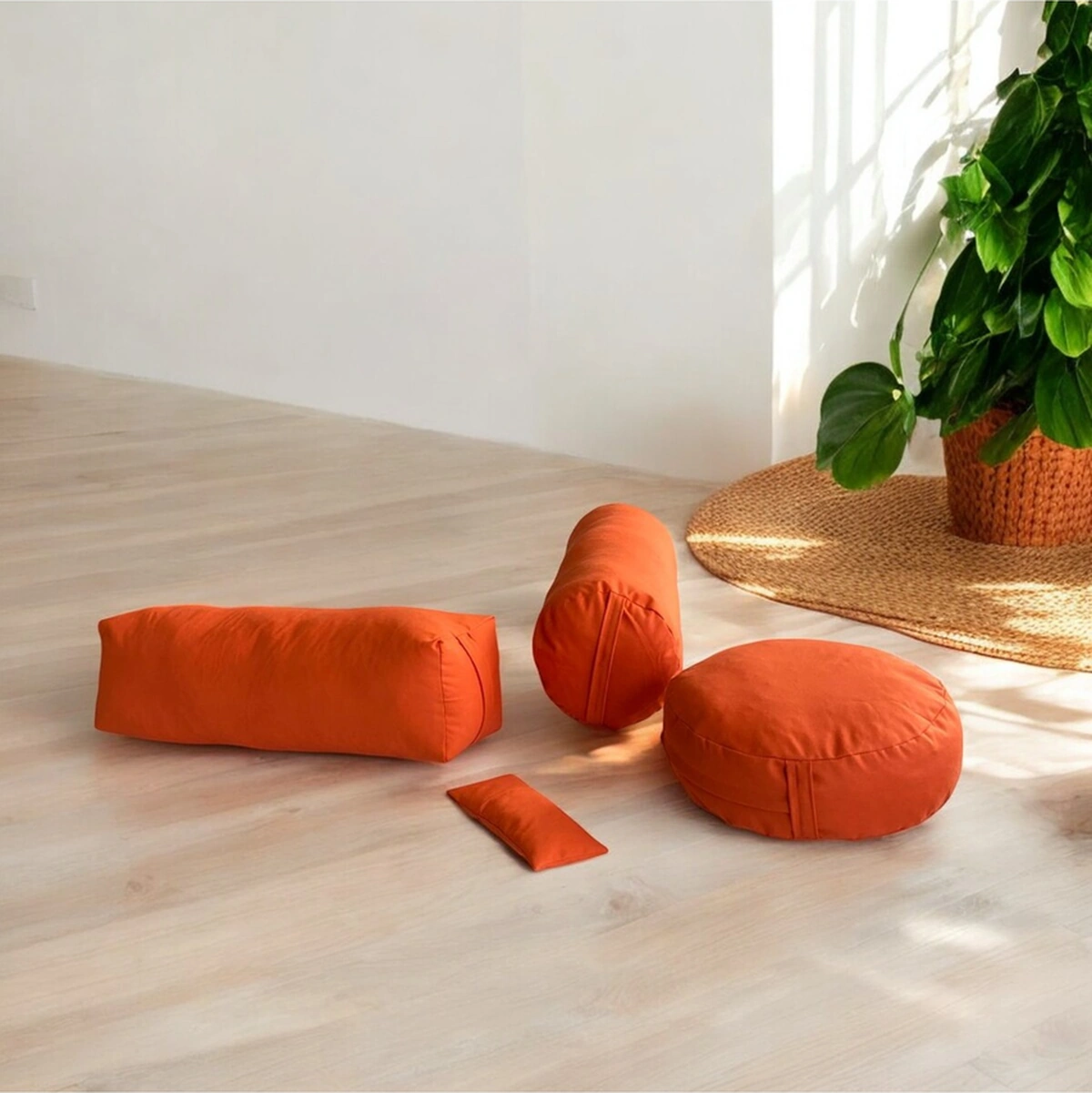 Dolgusuz Meditasyon Minderi, Silindir Ve Kare Bolster Ve Göz Yastığı 4'lü Meditasyon Seti Kılıf Siyah