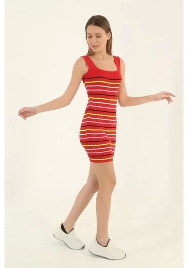 Kadın Kare Yaka Midi Boy Likralı Polelit Elbise - Kırmızı Kırmızı