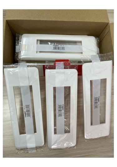 Legrand 6 Modül Montaj Sıva Altı Priz Kaide 078816