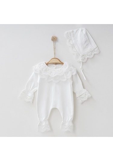 Buse&Eylül Bebe Beyaz Güpürlü Şapkalı Kız Bebek Tulum Takım-Beyaz