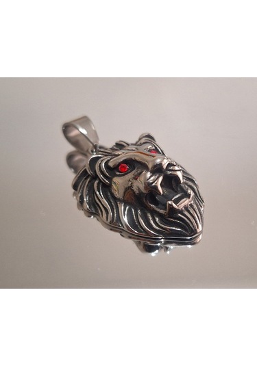Kırmızı Zirkon Göz Detaylı, Güç Ve Cesaret Sembolü Erkek Aslan Başlı Çelik Kolye /kral Aslan Kolye Metalik Gri