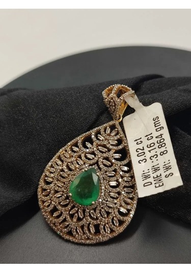 925 Gümüş Zümrüt Ve Elmas Kolye Ucu 269 Altın